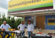 AR Plant en CAF voorzagen van een hapje en een drankje Ad van Krieken, Ruben van Kraaij en Jeroen Grauss